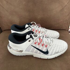 Nike Free G golf shoes